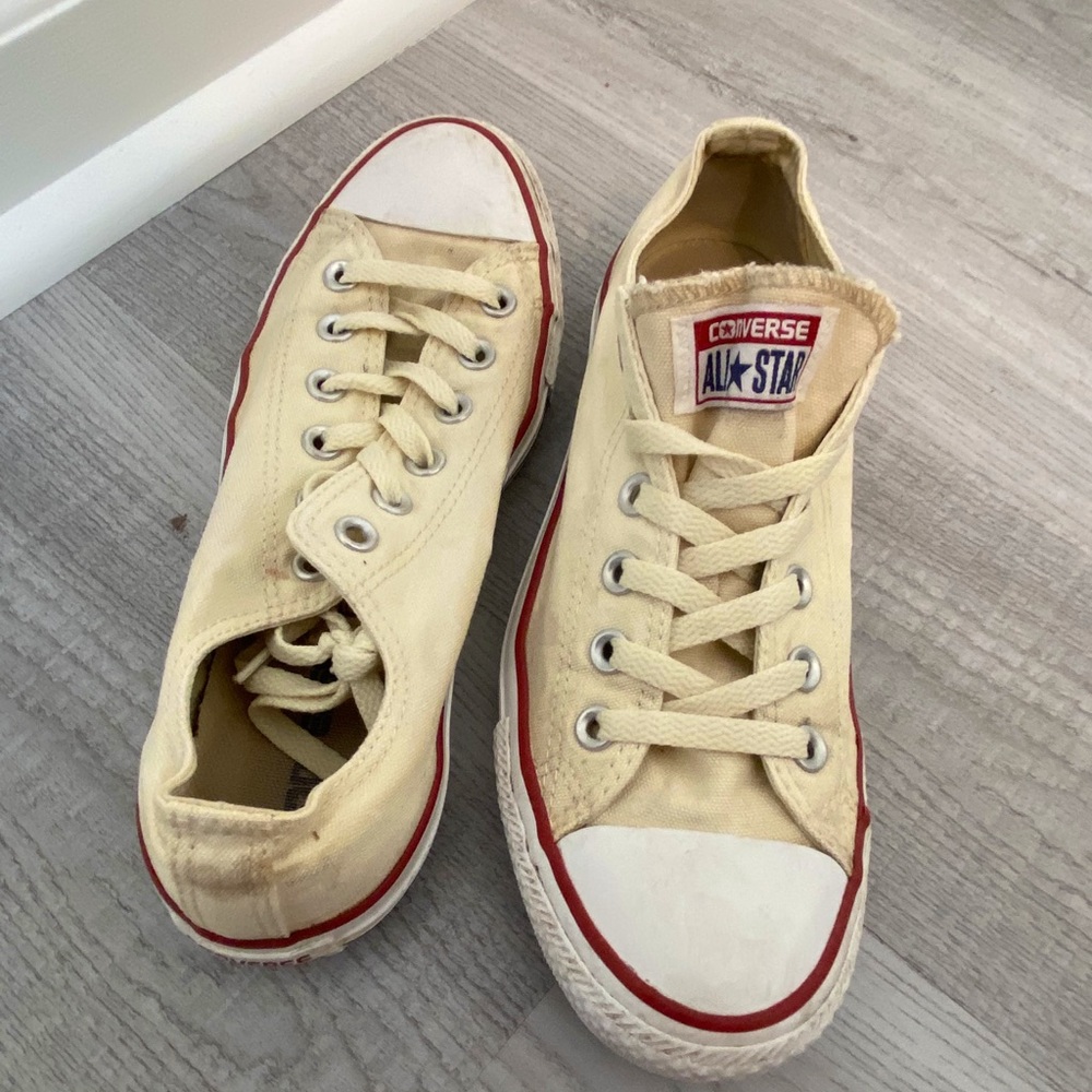 Cream Converse Low Top